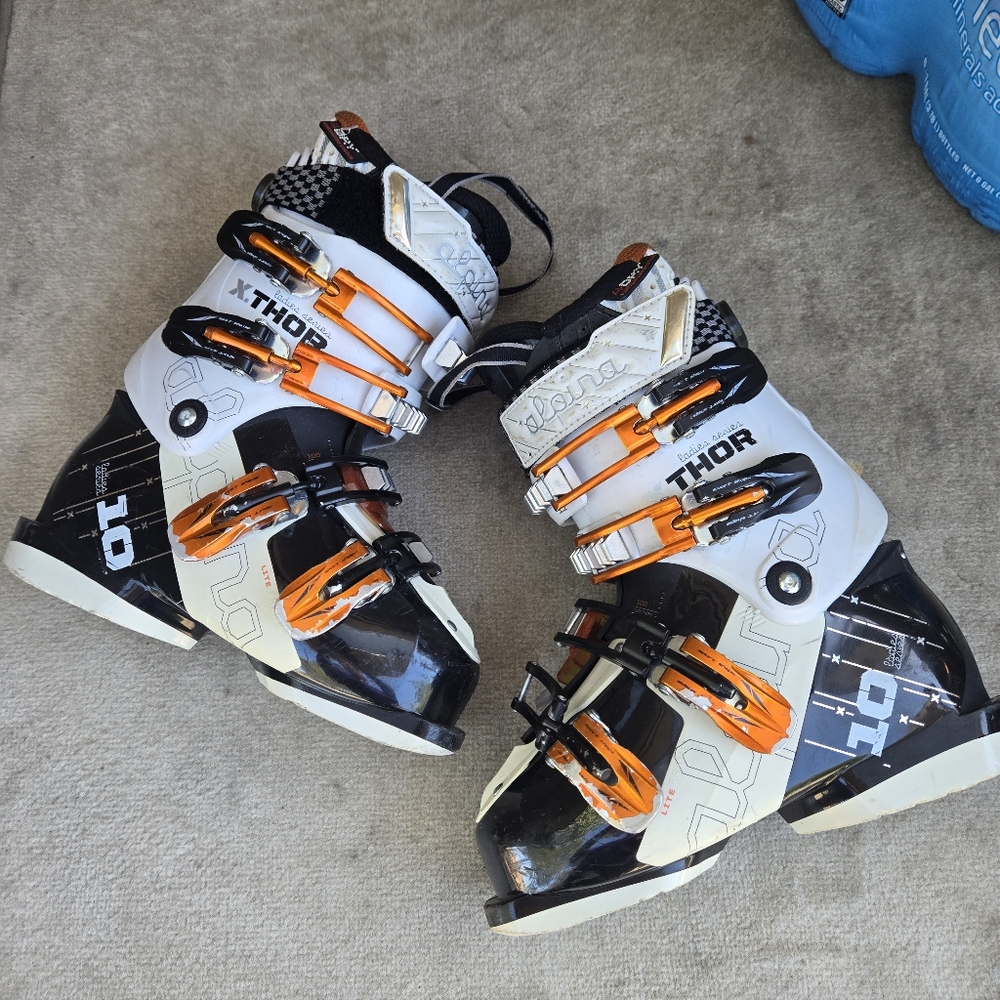 Alpina Ski Boots Size Uk 3 US 4.5/5